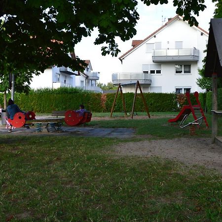 レニンゲンLamiacasa Family-Business-Near Bosch-Train Stationアパートメント エクステリア 写真